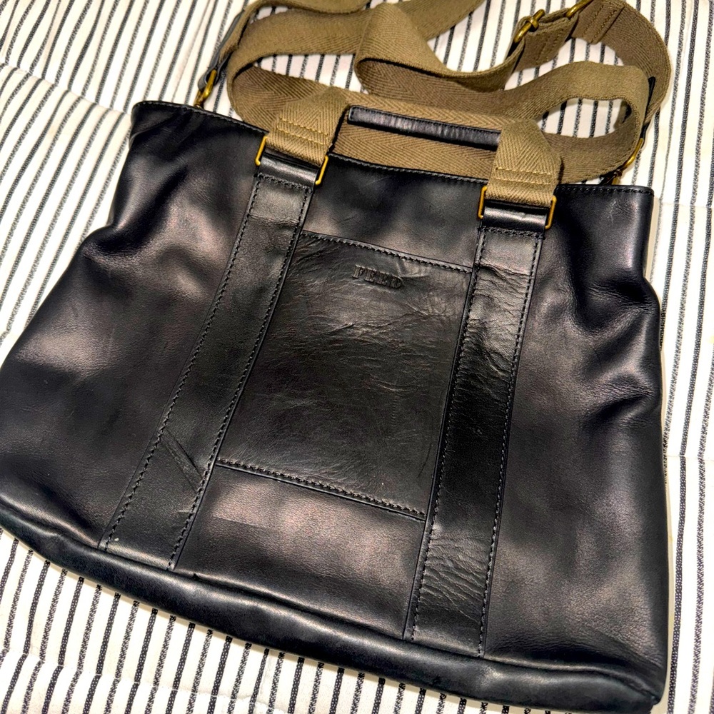 FEED black leather purse